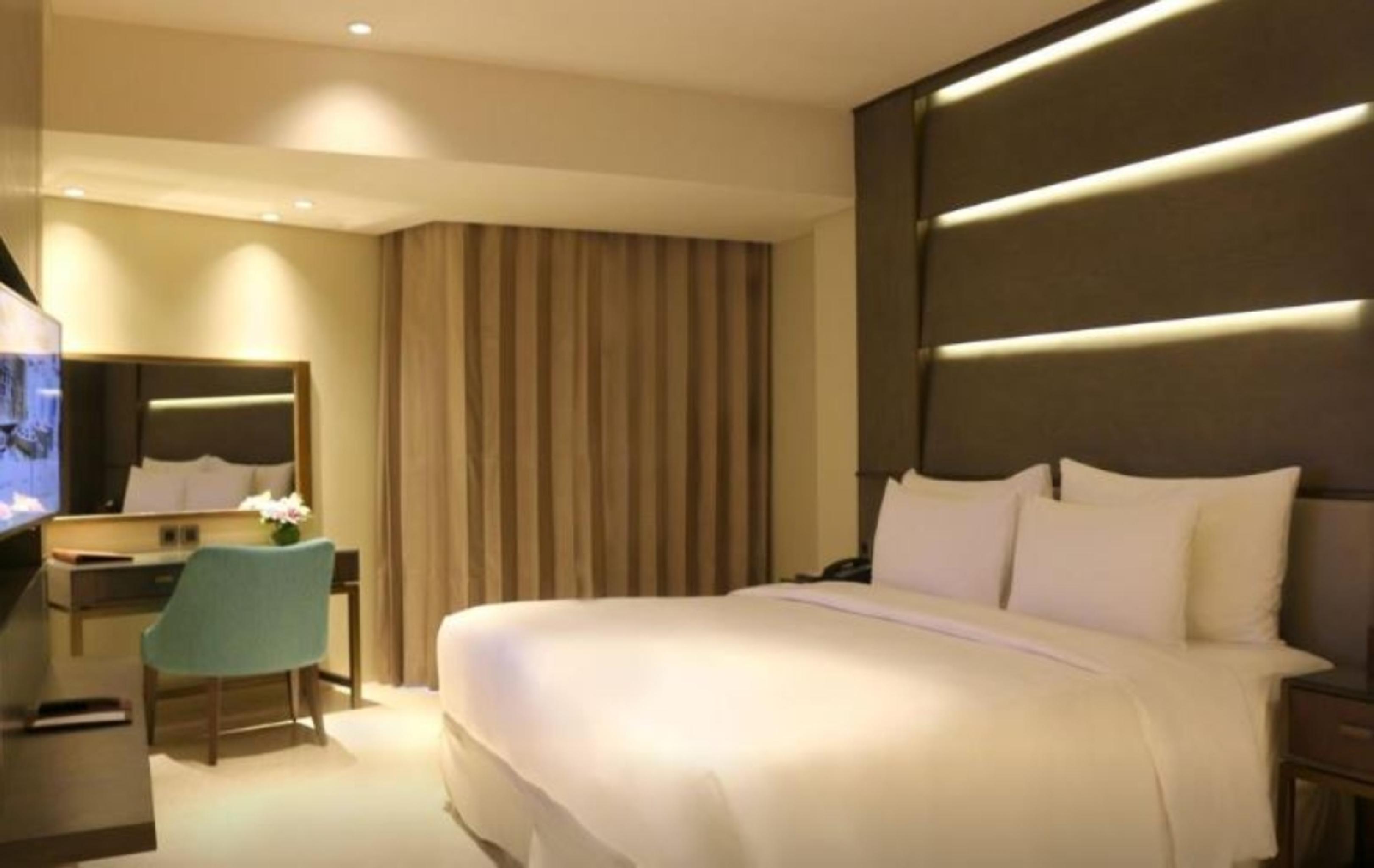 Vasa Hotel Сурабая Екстериор снимка