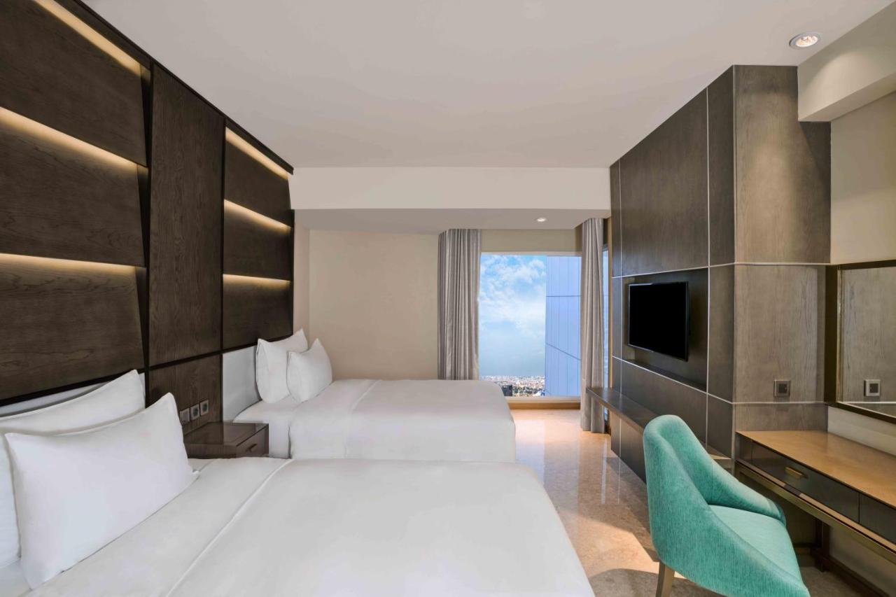 Vasa Hotel Сурабая Екстериор снимка