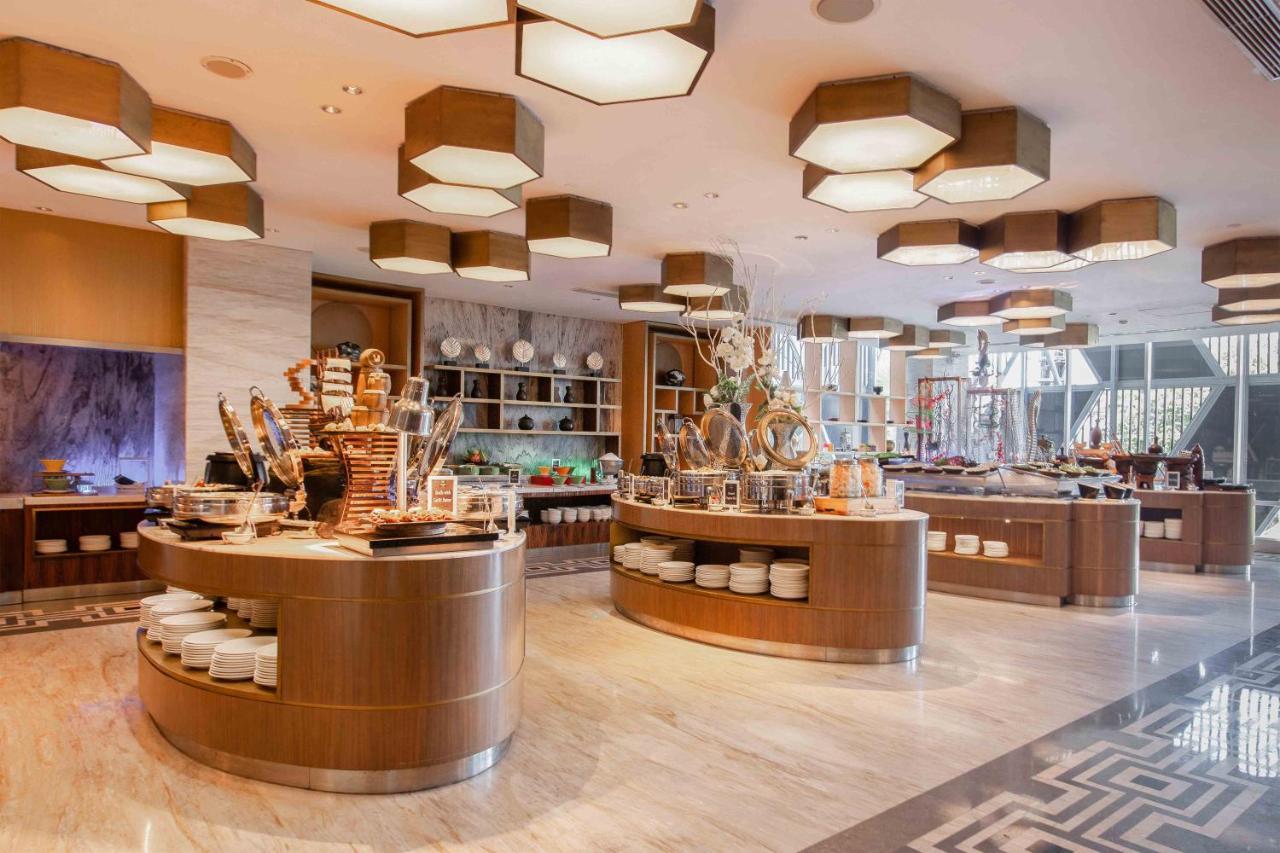 Vasa Hotel Сурабая Екстериор снимка